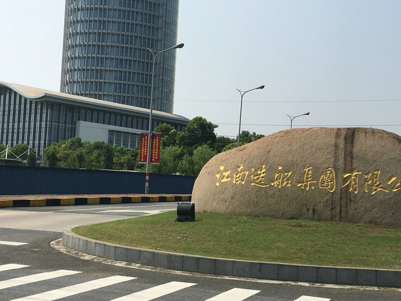 电动上悬外开窗